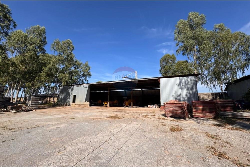 Galpão - Alugar - Recanto das Emas , Distrito Federal - WhatsApp Image 2025-03-28 at 12.08.24 (3).jpeg - 880241011-252