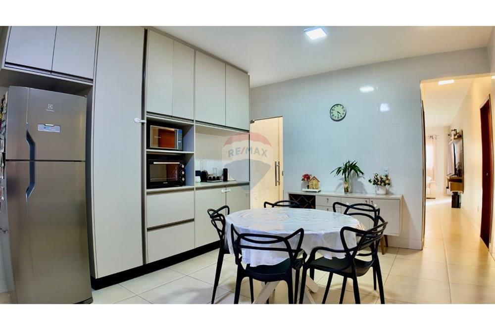 Sobrado - Venda - Samambaia , Distrito Federal - d9b5e5ba-c504-4cab-be14-a8ac058b8dd3.jpeg - 880411033-20