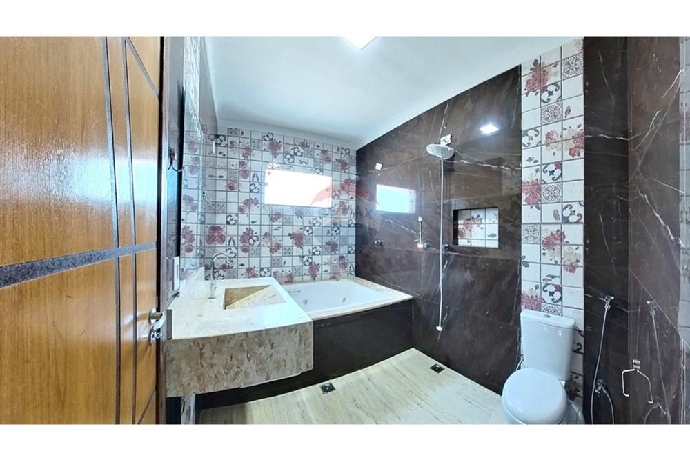 Casa de Condomínio - Venda - Taguatinga , Distrito Federal - banheiro da suite boa vista.jpeg - 880341022-88