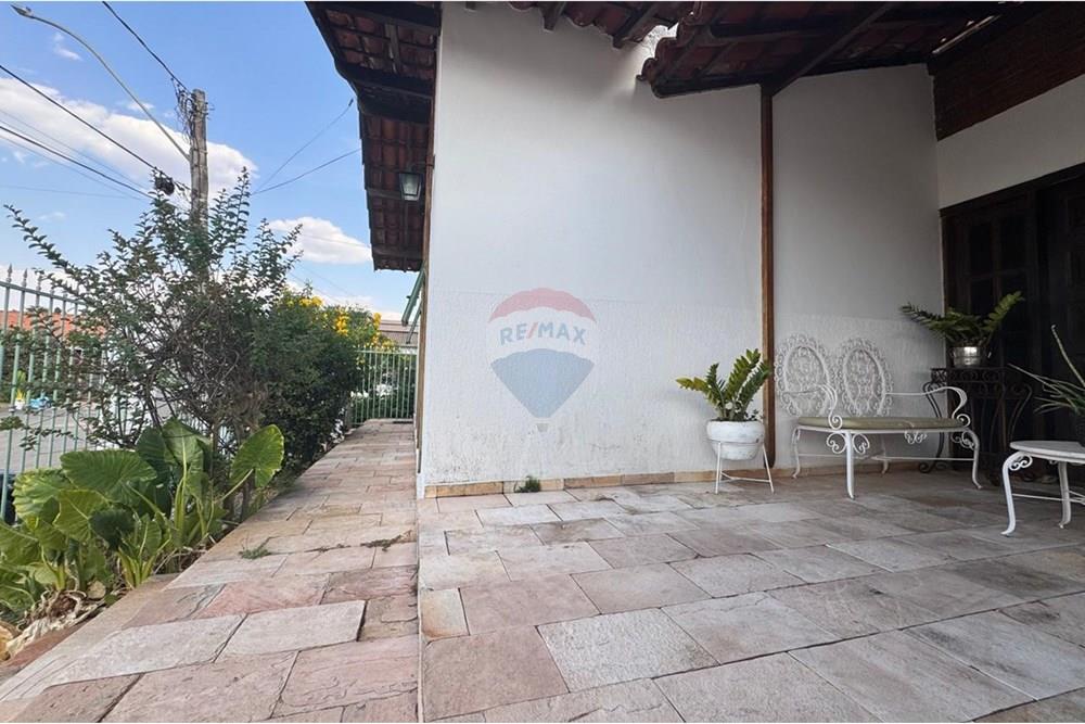 Casa - Venda - Brasília , Distrito Federal - Vista entrada.jpeg - 880241073-2