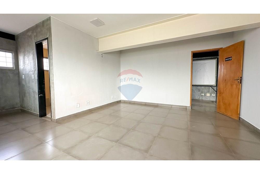 Prédio - Alugar - Setor Industrial , Distrito Federal - IMG_6456.jpg - 880131015-45