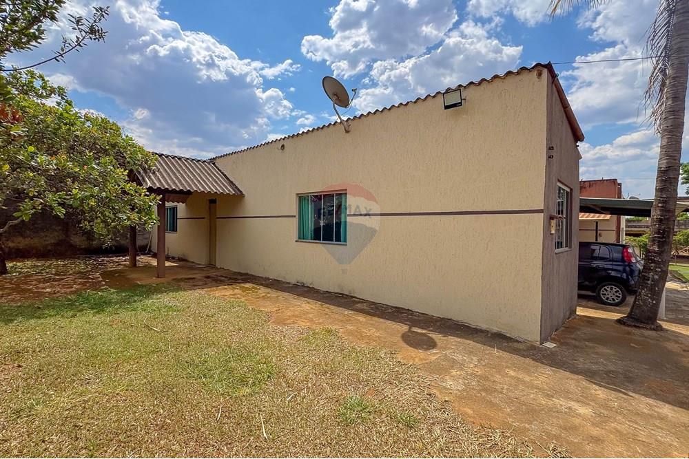 Chácara / Sítio / Fazenda - Venda - Ceilandia , Distrito Federal - IMG_8932.jpg - Quintal - 880231186-13