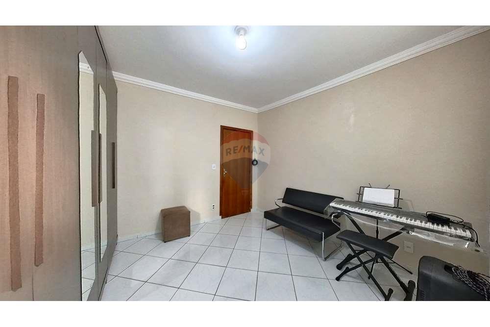 Casa de Condomínio - Venda - Vicente Pires , Distrito Federal - IMG_20240708_153444_00_merged.jpg - 880331011-63