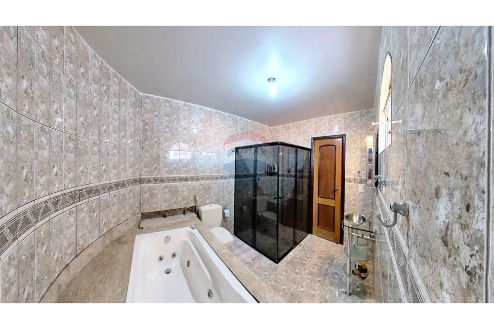 Casa - Venda - Sobradinho , Distrito Federal - banheiro suíte principal.jpg - 880331042-19