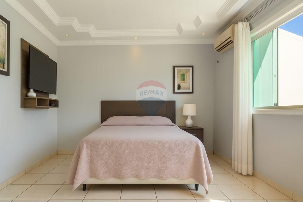 Sobrado - Venda - Taguatinga , Distrito Federal - F1D30B0B-F99C-426A-ADAF-7E0BF273CBA8.jpg - 880231061-46