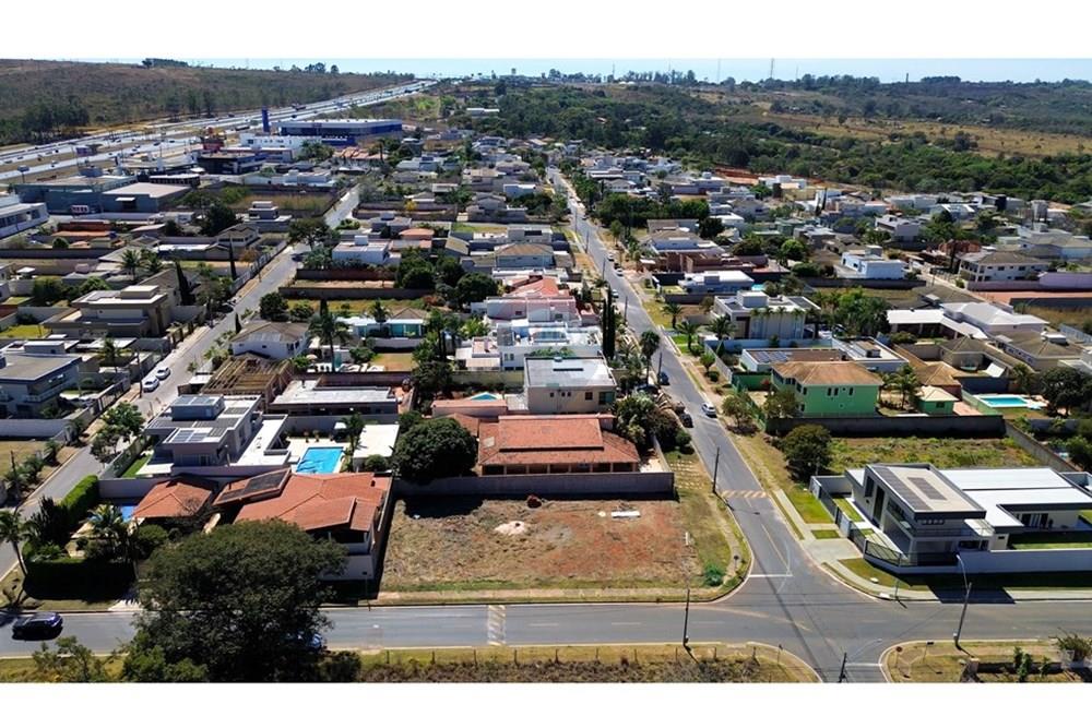 Terreno - Venda - Brasília , Distrito Federal - DJI_0595.jpg - Layout aberto - 880261102-26