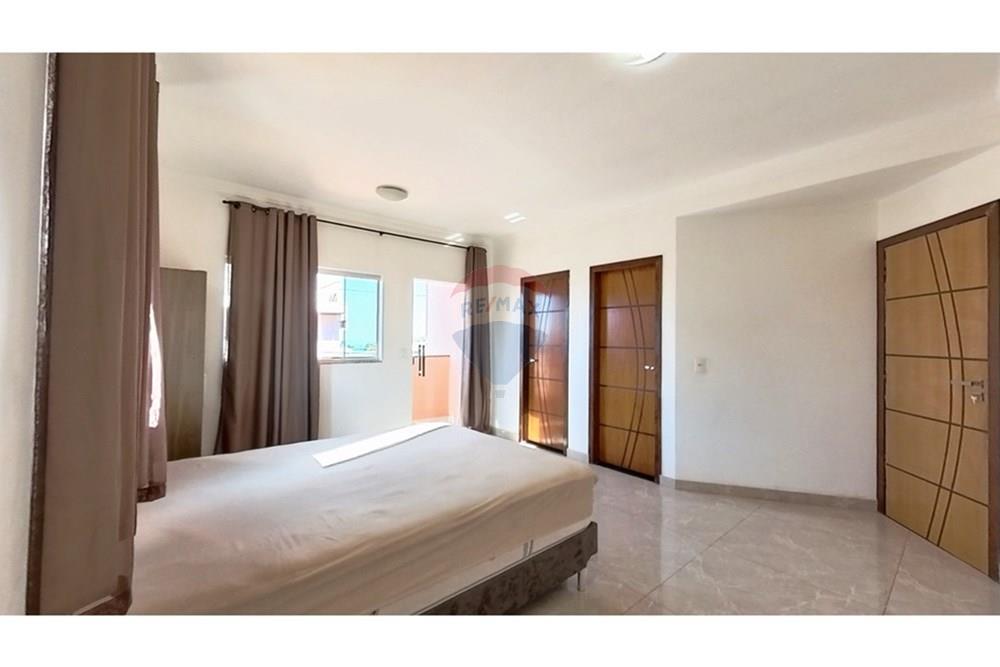 Casa de Condomínio - Venda - Taguatinga , Distrito Federal - quarto casal suite e closet.jpeg - 880341022-88