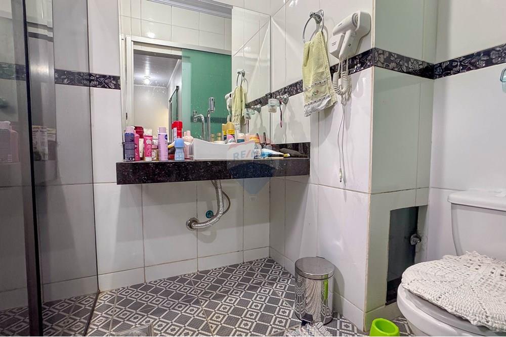 Chácara / Sítio / Fazenda - Venda - Ceilandia , Distrito Federal - IMG_9044.jpg - Banheiro - 880231186-13