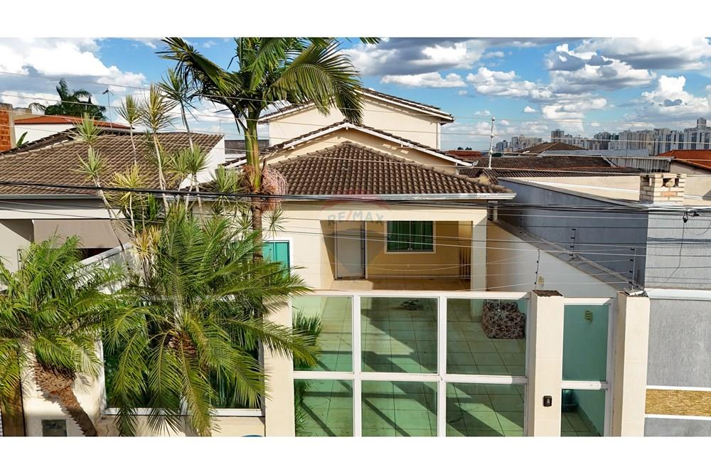 Sobrado - Venda - Vicente Pires , Distrito Federal - DJI_20250311163250_0936_D.jpg - Fachada - 880411024-14