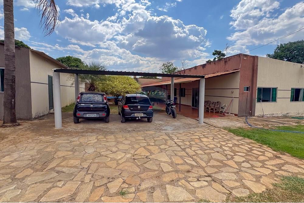 Chácara / Sítio / Fazenda - Venda - Ceilandia , Distrito Federal - IMG_8960.jpg - Quintal - 880231186-13