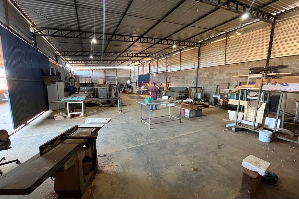 Galpão - Venda - Brazlandia , Distrito Federal - IMG_3876.jpeg - 880351001-192