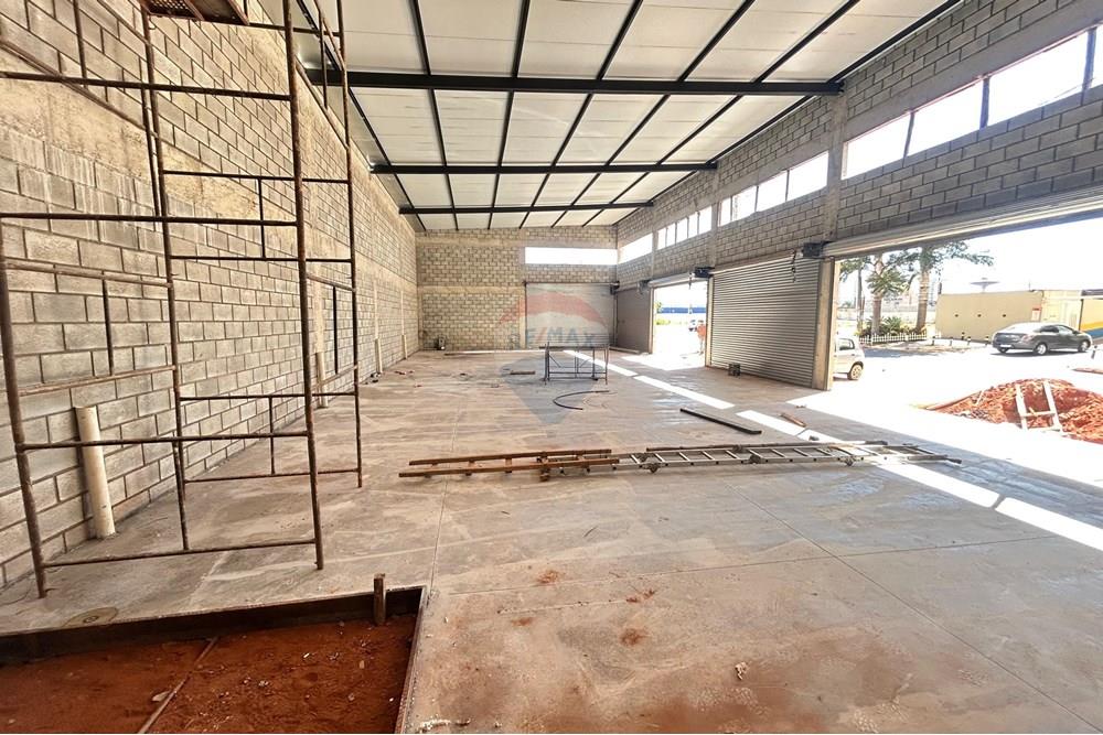 Ponto Comercial/ Loja - Alugar - Samambaia , Distrito Federal - WhatsApp Image 2025-08-22 at 16.11.10 (2).jpeg - 880321097-40