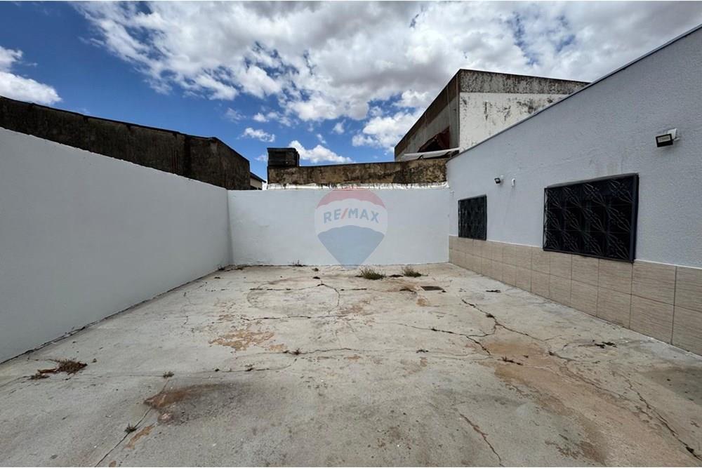 Casa - Venda - Ceilandia , Distrito Federal - PHOTO-2025-09-10-10-14-47 4.jpg - 880241029-42