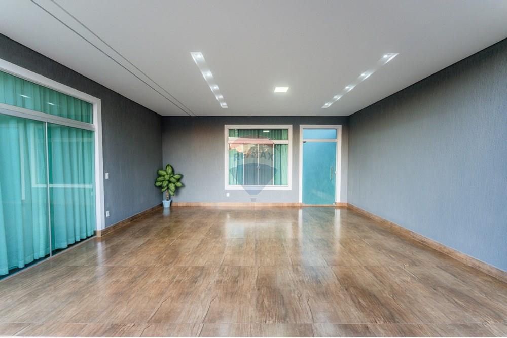 Casa - Venda - Sobradinho , Distrito Federal - WhatsApp Image 2025-10-15 at 09.45.53 (2).jpeg - 880111037-95