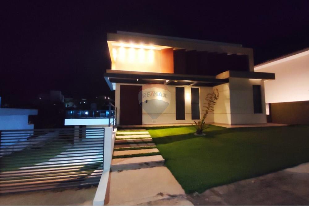 Casa - Venda - Brasília , Distrito Federal - FACHADA  NOTURNA  LADO ESQUERDO.jpeg - 880341024-133