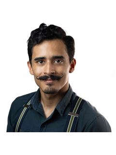 Associate - Randy Galvez - RE/MAX PLUS