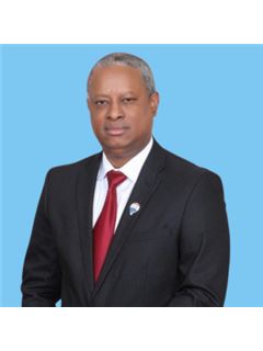 Asociado de Venta/Agente - O'neil Kirlew - RE/MAX ELITE Kingston