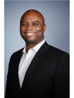 Associate - Darwin Henry - RE/MAX GOLDEN APPLE