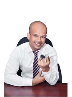Kevan Sinanan - RE/MAX REAL ESTATE GROUP