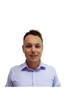 Asociado de Venta/Agente - Jamey Baire - RE/MAX ADVANTAGE REALTY