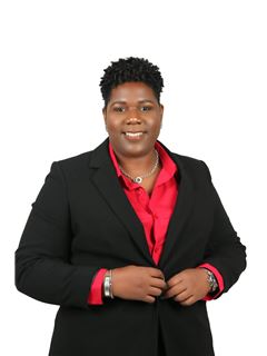 Asociado de Venta/Agente - Lleana Benjamin - RE/MAX ELITE Kingston