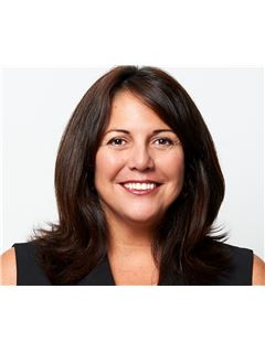 Asociado de Venta/Agente - Mabel McMillan - RE/MAX CAYMAN ISLANDS