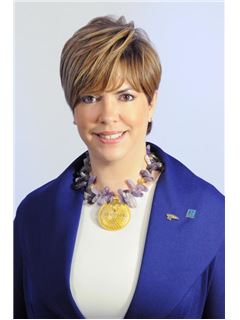 Asociado de Venta/Agente - Kristina Fabregas - METRO/PLAYA