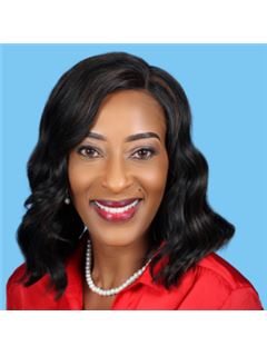 Associate - Paula Kelly - RE/MAX ELITE REALTY 3