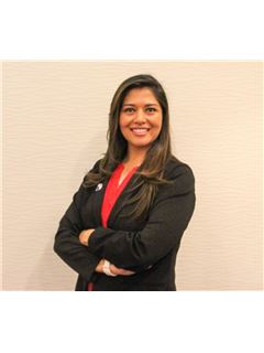 Associate - Susana Medrano - RE/MAX TOP