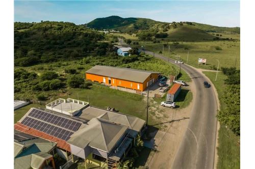 Local Comercial - Venta - Seaforth, Parish of Saint Mary, Antigua y Barbuda - 1 - 902121001-32