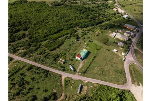 Local Comercial - Venta - Seaforth, Parish of Saint Mary, Antigua y Barbuda - 3 - 902121001-32