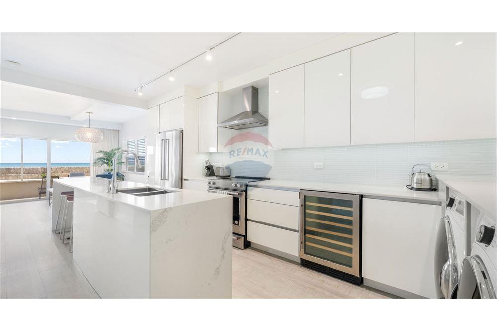Appartement - Te Koop - W Bay Bch South, Seven Mile, Cayman Islands - 1 - 90146034-181