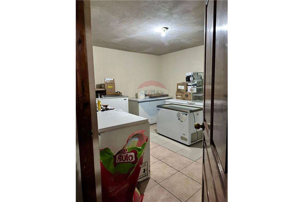 Villa - Te Koop - Quetzaltenango, Quetzaltenango, Guatemala - 18 - 901011001-21