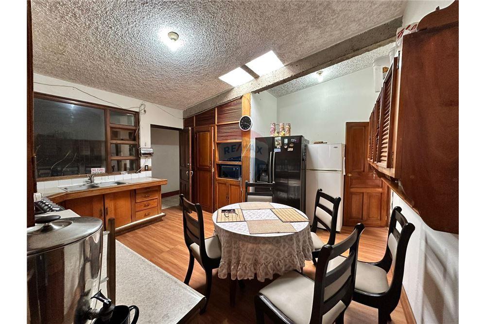 Villa - Te Koop - Quetzaltenango, Quetzaltenango, Guatemala - 7 - 901011001-21