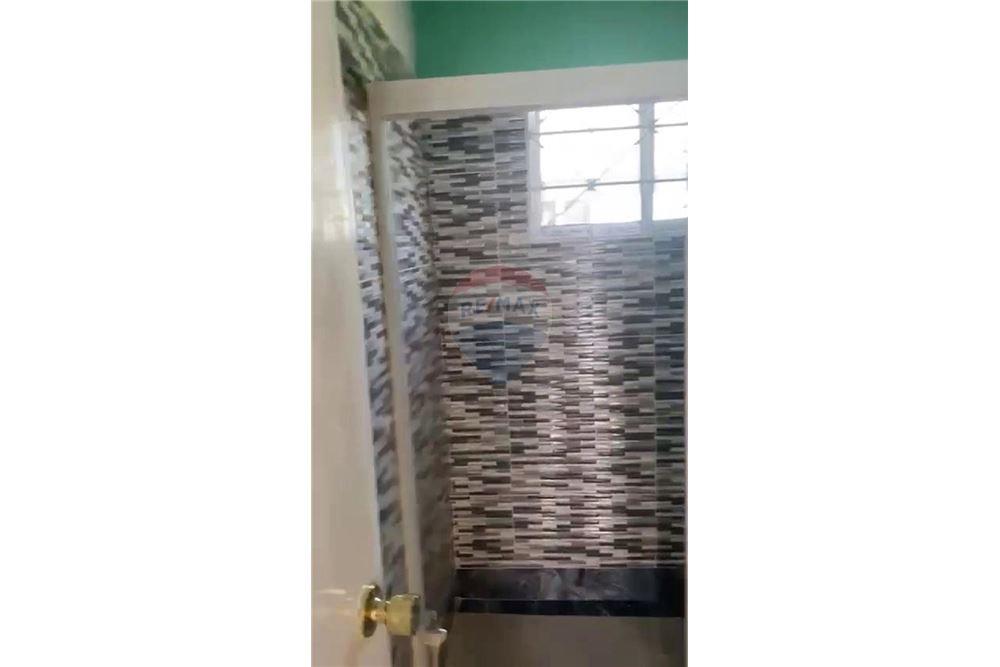 Villa - Venta - Innswood, Saint Catherine, Jamaica - 4 - 901321004-4