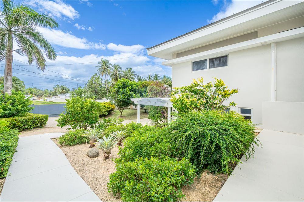 Villa - Venta - Vega Alta, Vega Alta, Puerto Rico - 10 - 90107007-113