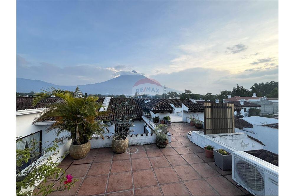 Villa - For Sale - La Antigua Guatemala, Sacatepéquez, Guatemala - 15 - 902311005-42