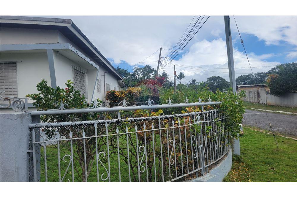 Villa - Te Koop - Linstead, Saint Catherine, Jamaica - 10 - 90153044-729