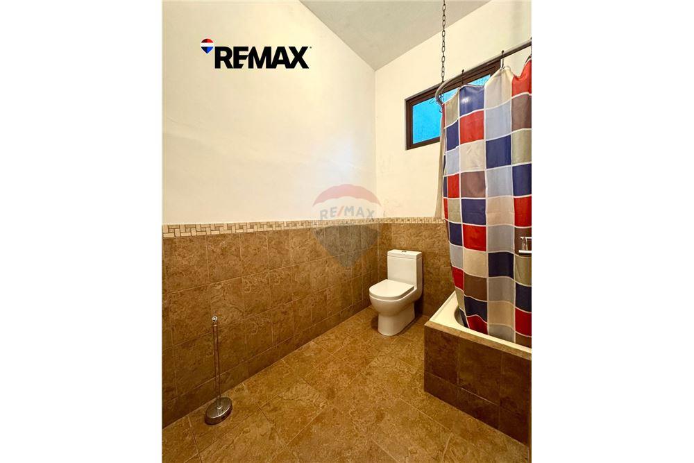 Villa - Venta - Mixco, Guatemala, Guatemala - 22 - 902691016-5