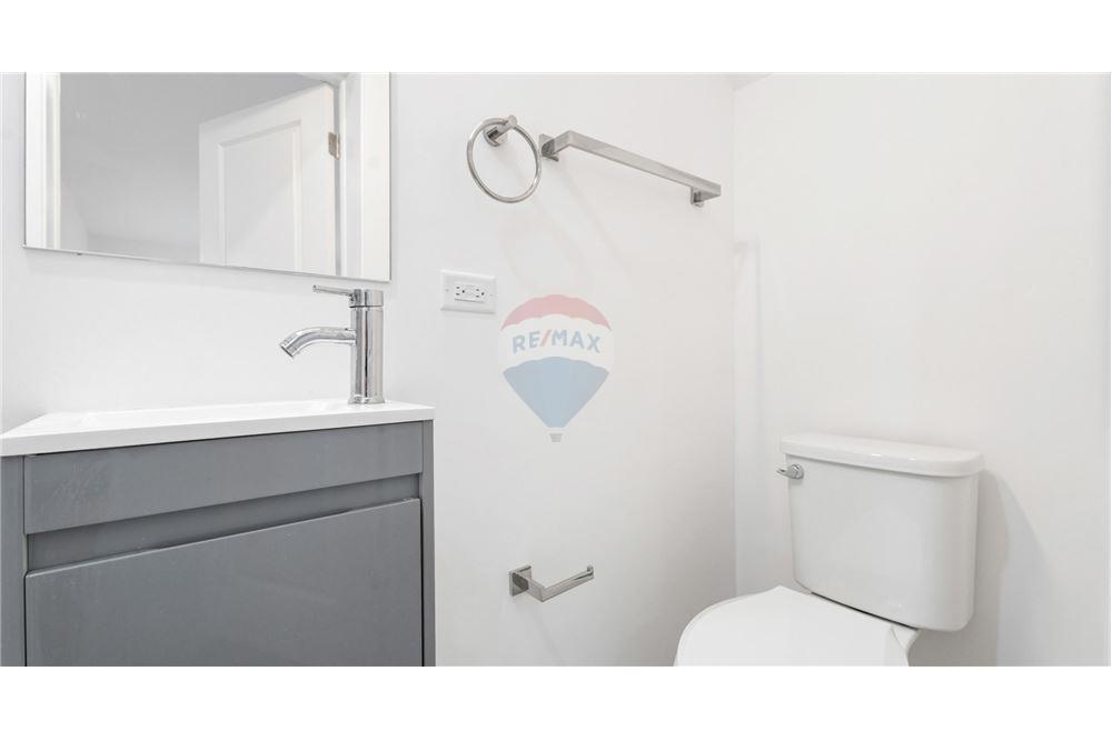 Appartement - Te Koop - George Town, Grand Cayman, Cayman Islands - 10 - 90146018-316