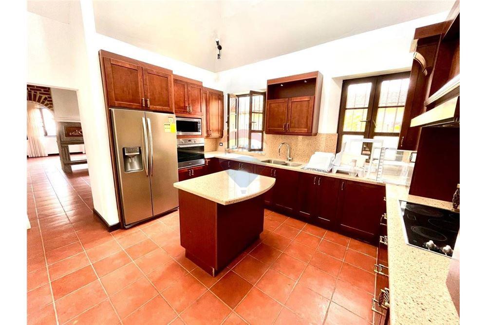 Villa - For Sale - La Antigua Guatemala, Sacatepéquez, Guatemala - 2 - 90129010-50