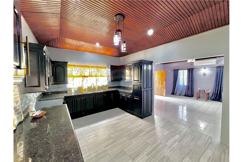 Villa - Venta - Calcutta Settlement, Caroni, Trinidad and Tobago - 1 - 90155098-23