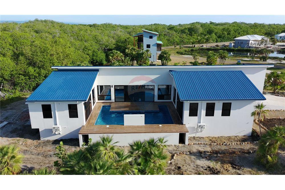 Villa - Te Koop - Placencia, Stann Creek District, Belize - 3 - 90127035-17