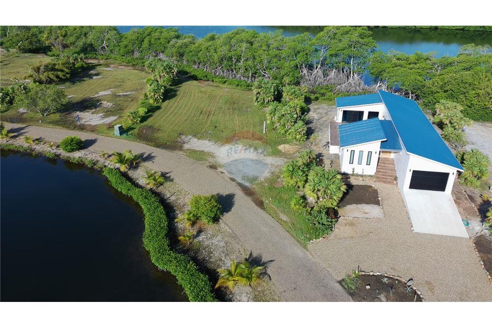 Villa - Te Koop - Placencia, Stann Creek District, Belize - 8 - 90127035-17