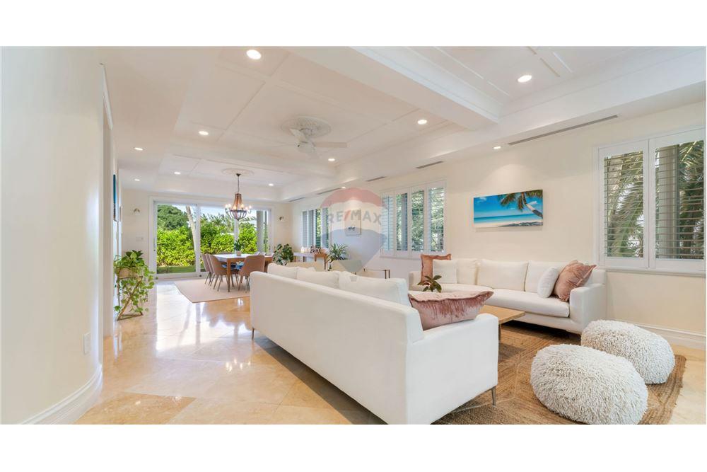 Villa - For Sale - W Bay Bch North, West Bay, Cayman Islands - 16 - 90146034-171