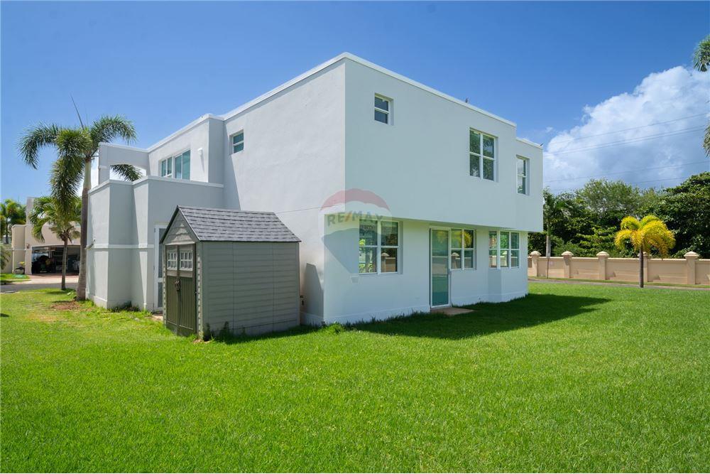 Villa - For Sale - Alts De Cerro Gordo 1&2, Vega Alta, Puerto Rico - 6 - 90107007-121