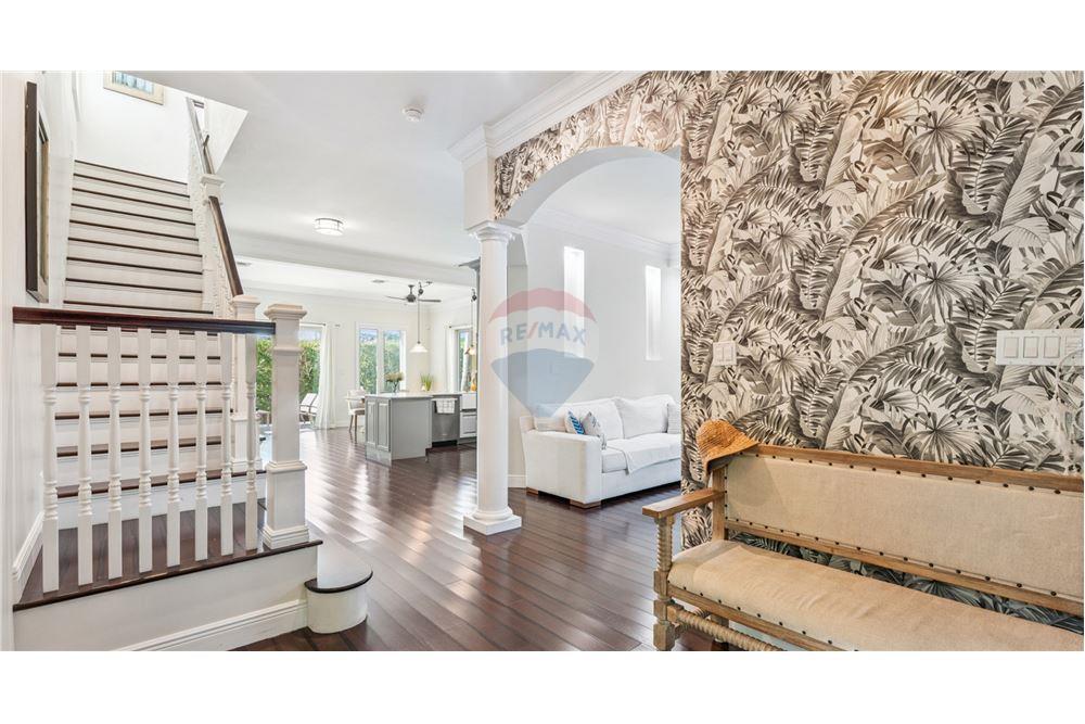 Villa - Venta - W Bay Bch South, Seven Mile, Islas Caimán - 7 - 90146011-180