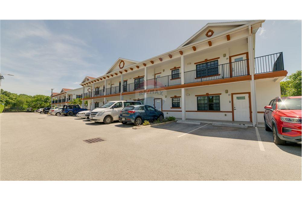 Appartement - Te Koop - W Bay Bch West, West Bay, Cayman Islands - 18 - 90146042-55
