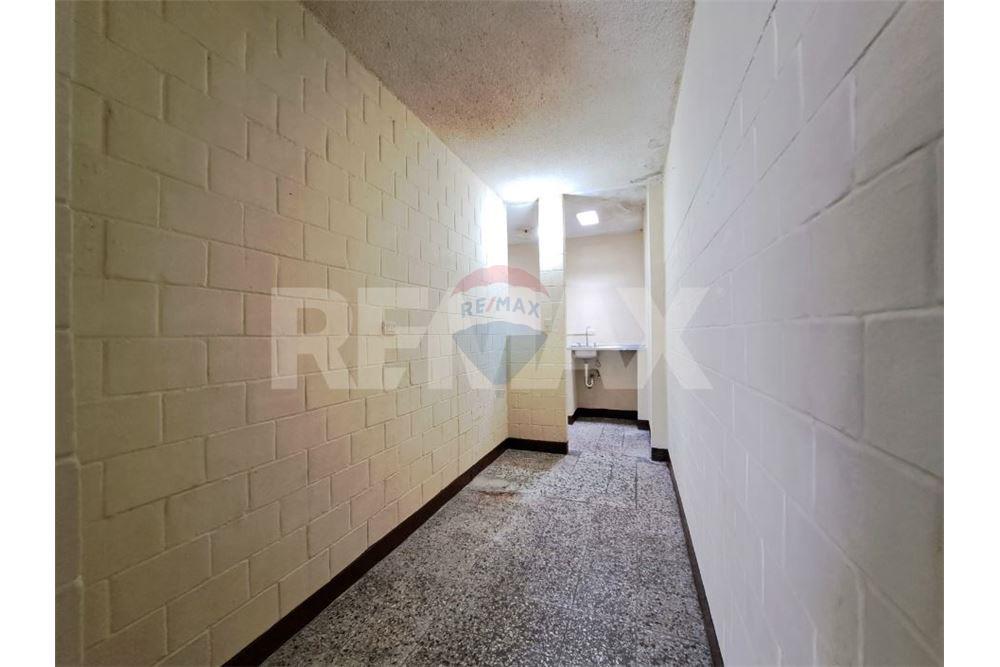 Villa - For Sale - Zona 18, Guatemala, Guatemala - 14 - 902691018-38