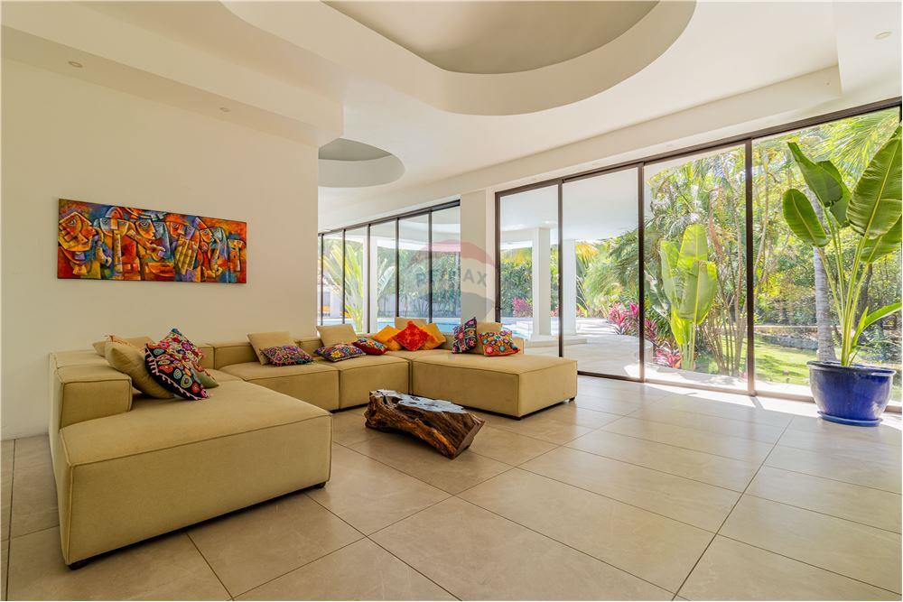 Villa - Venta - Iztapa, Escuintla, Guatemala - 9 - 902091020-5